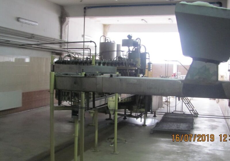 Linia do rozlewania wody w PET 2L Sidel + Nagema