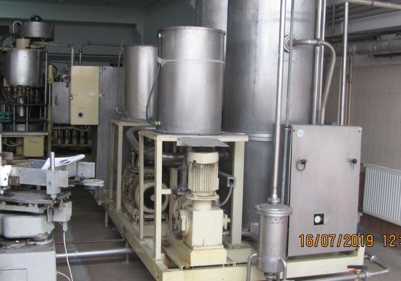 Linia do rozlewania wody w PET 2L Sidel + Nagema