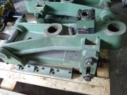 KOLUMNA MANEWROWA, PODSTAWA POD ZESPÓŁ SZLIFUJĄCY