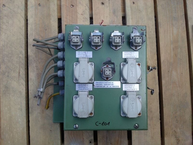 ROZDZIELACZ ELEKTRYCZNY LX8 4X230V