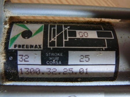 SIŁOWNIK PNEUMATYCZNY PNEUMAX 32/25