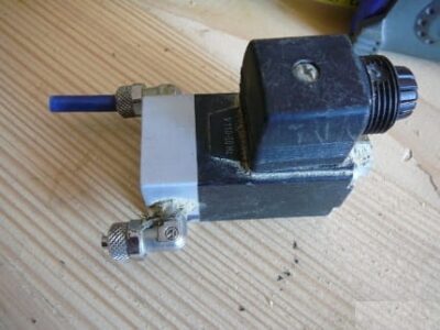 SIŁOWNIK PNEUMATYCZNY 12VA