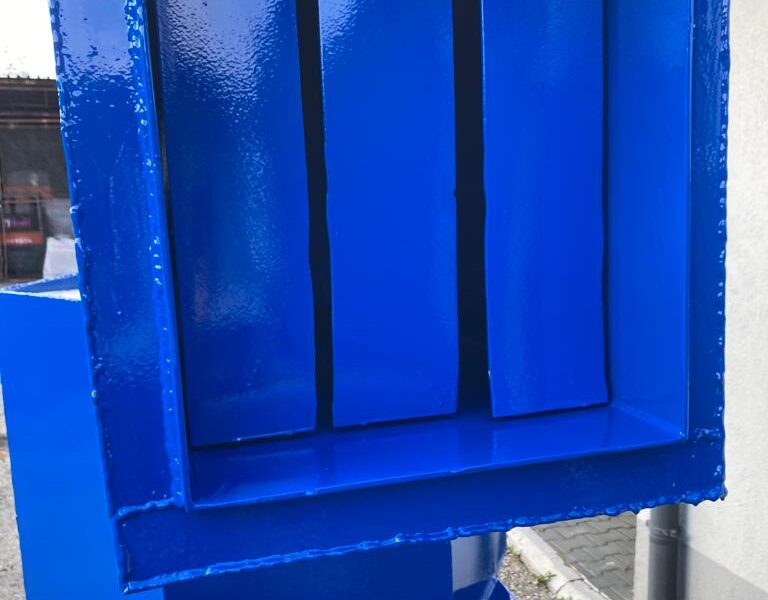 MŁYN ZAGĘSZCZARKA DO FOLII NIEBIESKI