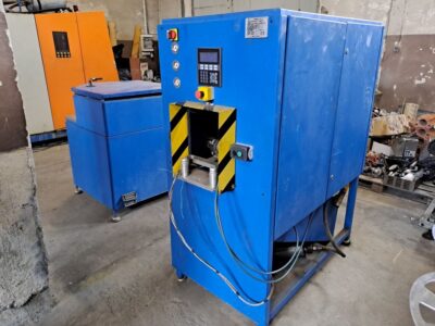 Dmucharka FERENC F-1400 – półautomatyczna wydmuchiwarka PET do 5 L