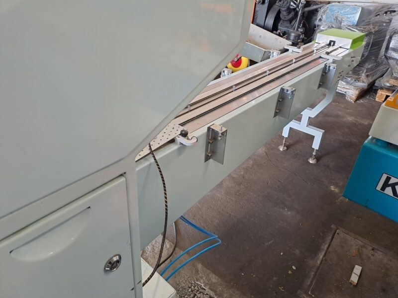 POZIOMA MASZYNA PAKUJĄCA FERITA FPM-030S