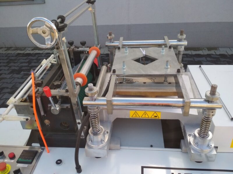 MASZYNY DO PRODUKCJI RĘKAWICZEK FOLIOWYCH KEGEL