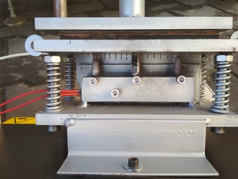 MASZYNY DO PRODUKCJI TOREBEK FOLIOWYCH COSMO ST-99