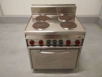 KUCHNIA ELEKTRYCZNA Z PIEKARNIKIEM REDFOX CF4-8ET/S