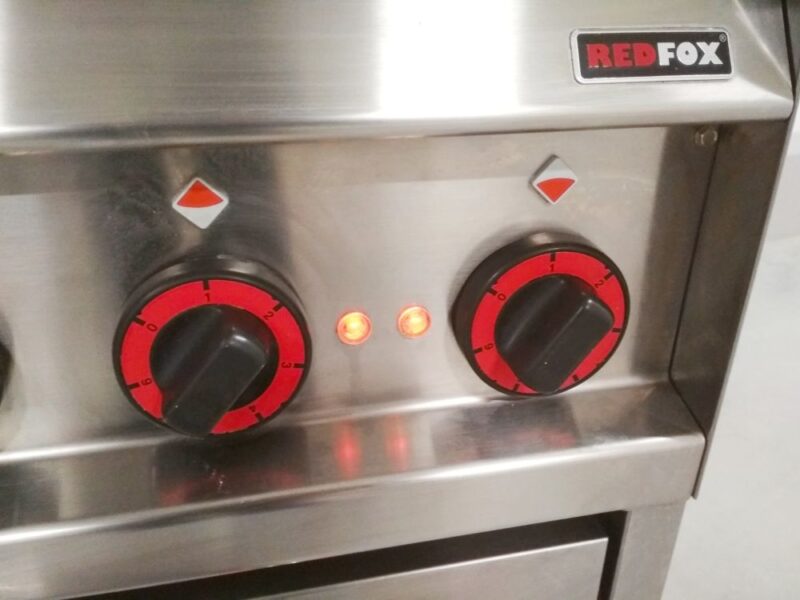 KUCHNIA ELEKTRYCZNA Z PIEKARNIKIEM REDFOX CF4-8ET/S