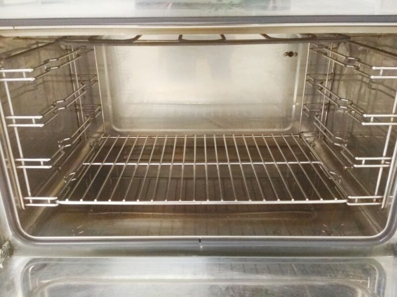 KUCHNIA ELEKTRYCZNA Z PIEKARNIKIEM REDFOX CF4-8ET/S