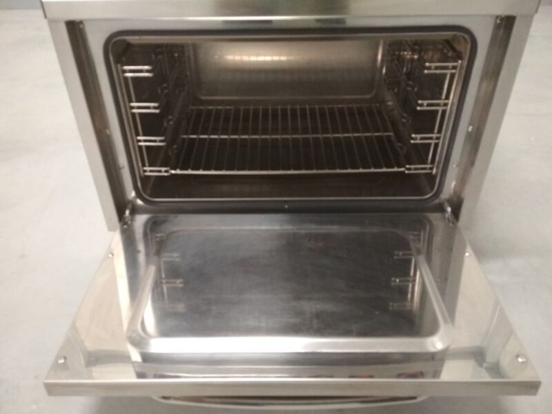 KUCHNIA ELEKTRYCZNA Z PIEKARNIKIEM REDFOX CF4-8ET/S