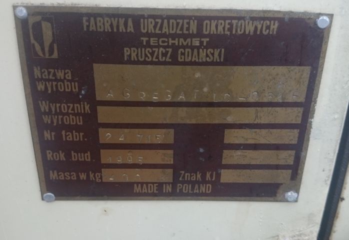 PAKOWARKA W FOLIĘ TERMOKURCZLIWĄ Z TUNELEM