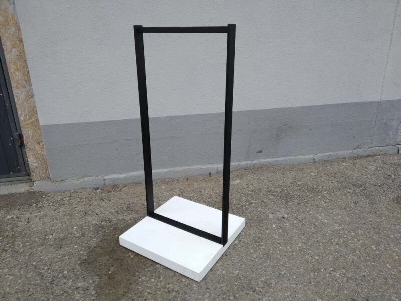 MEBLE SKLEPOWE RFM WIESZAKI LUSTRA PÓŁKI