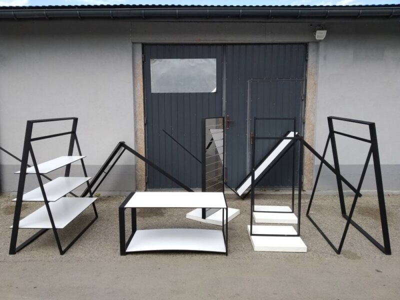 MEBLE SKLEPOWE RFM WIESZAKI LUSTRA PÓŁKI