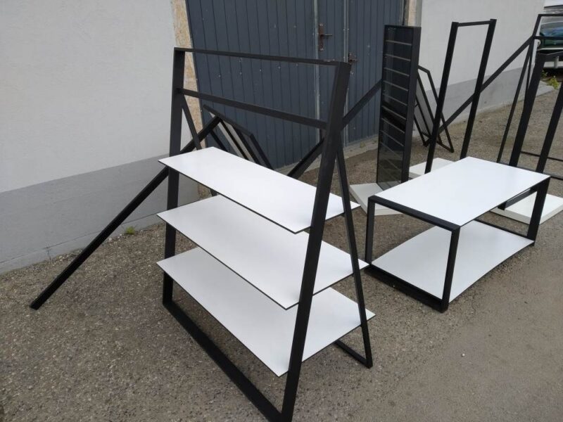 MEBLE SKLEPOWE RFM WIESZAKI LUSTRA PÓŁKI