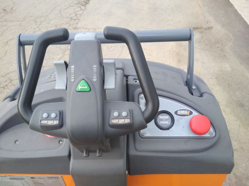 Wózek widłowy unoszący OMG 620 PFAC PROMAG