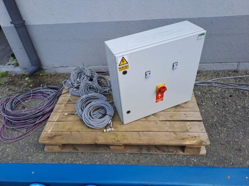 TRANSPORTER PRZENOŚNIK ROLKOWY WDX Z NAPĘDEM