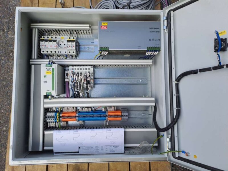 TRANSPORTER PRZENOŚNIK ROLKOWY WDX Z NAPĘDEM