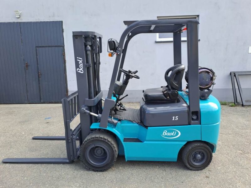 Wózek widłowy Baoli15