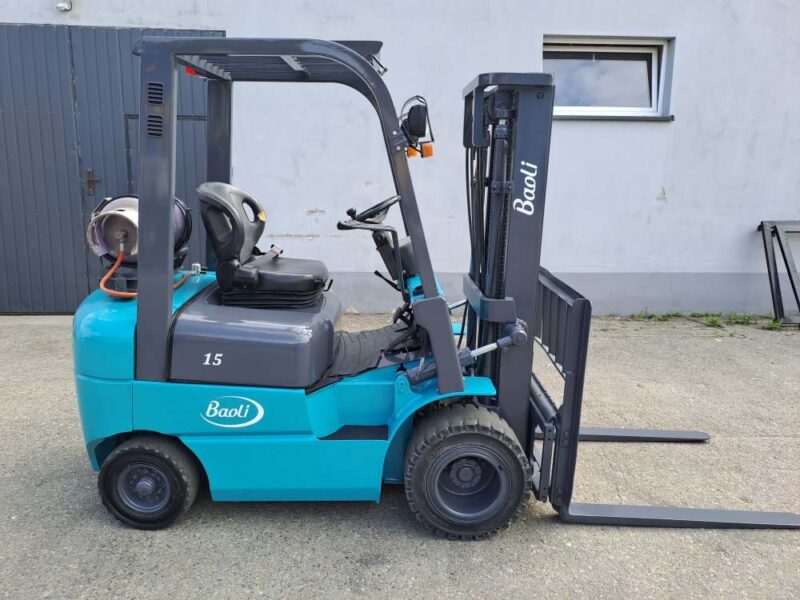 Wózek widłowy Baoli15