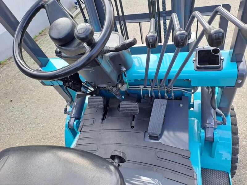 Wózek widłowy Baoli15