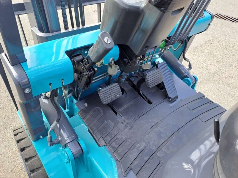 Wózek widłowy Baoli15