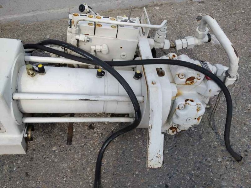 UKŁAD WTRYSKOWY KRAUSS MAFFEI KM 200-620-210