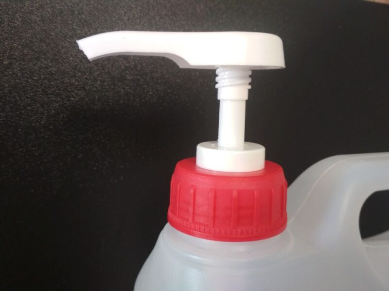 KANISTER BUTELKA 5 L Z POMPKĄ DOZOWNIKIEM DO PŁYNÓW