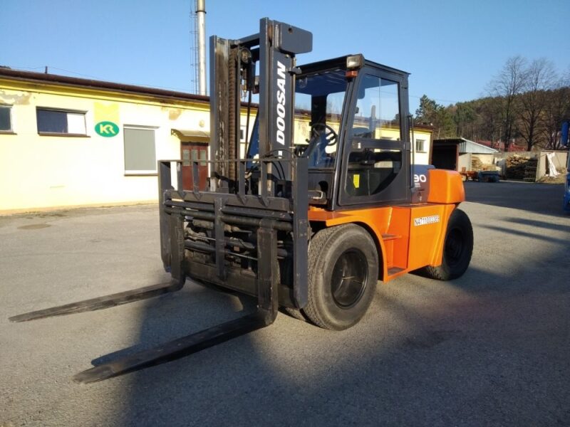 Wózek widłowy Doosan D90S - 9 TON