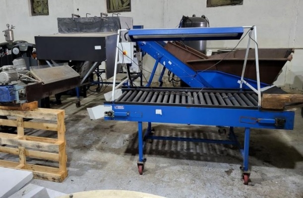 MASZYNA DO OBIERANIA CEBULI GOLDEN MACHINE 2-RZĘDOWA