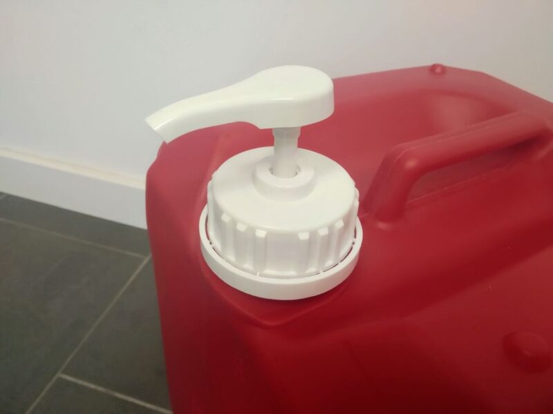 KANISTER 20 L Z POMPKĄ DOZOWNIKIEM DO PŁYNÓW