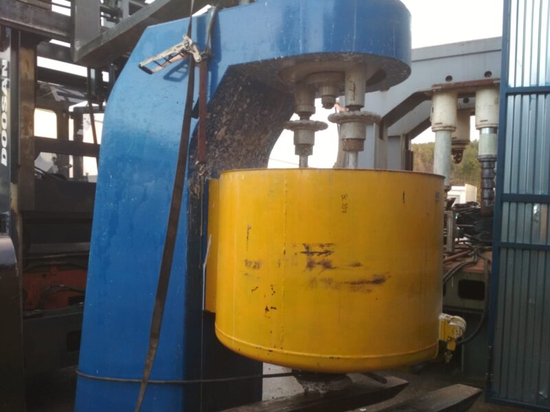 MIESZALNIK PIONOWY DO TYNKÓW I BETONU 500 L 15 KW