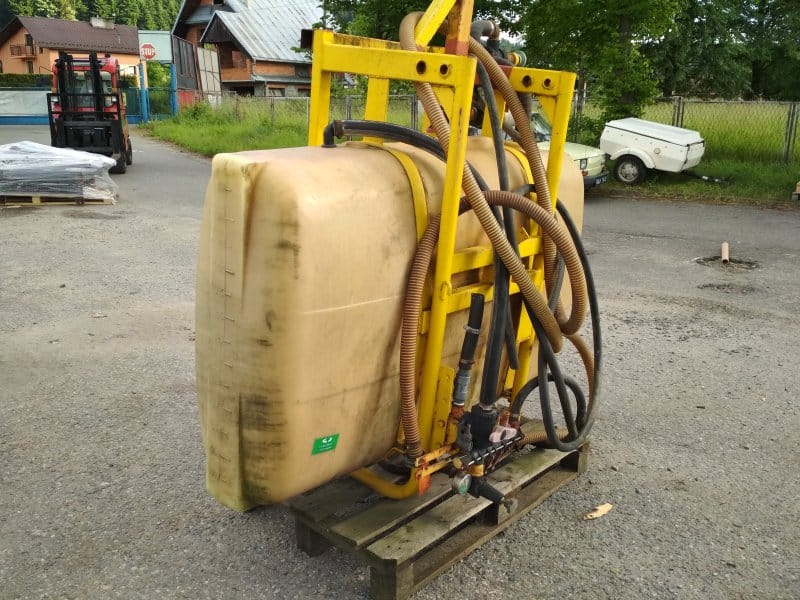 ZBIORNIK DO OPRYSKIWACZA 650 L