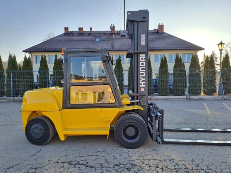 Wózek widłowy HYUNDAI HDF70 7000 kg UDT
