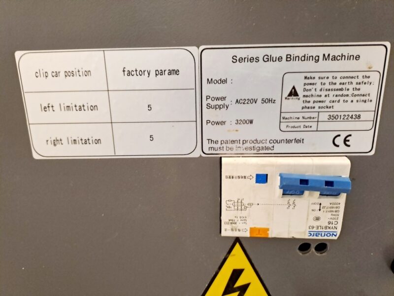 Oklejarka do oprawy książek Boway K8