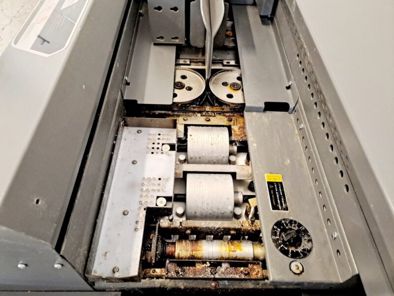 Oklejarka do oprawy książek Boway K8