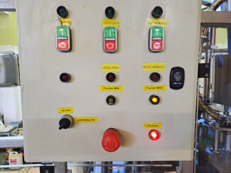 Linia do nalewania oleju/octu/soków 3000 bph