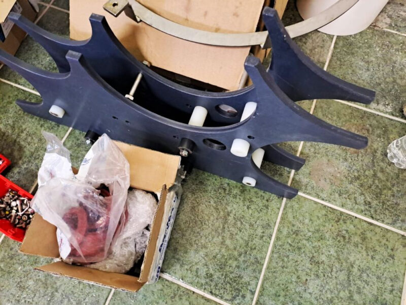 Linia do nalewania oleju/octu/soków 3000 bph