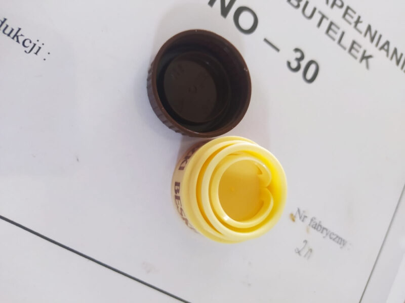 Linia do nalewania oleju/octu/soków 3000 bph