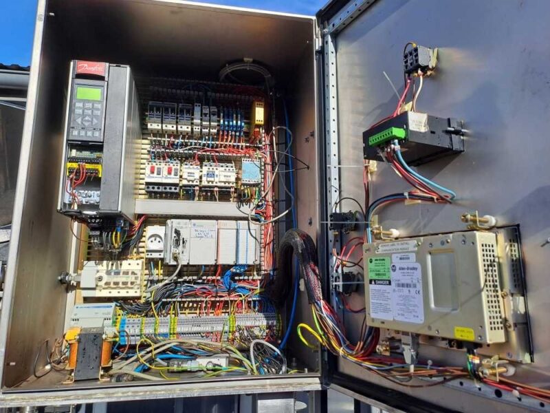 Linia rozlewnicza do wody RIVI 5L+ PET ZALKIN 4