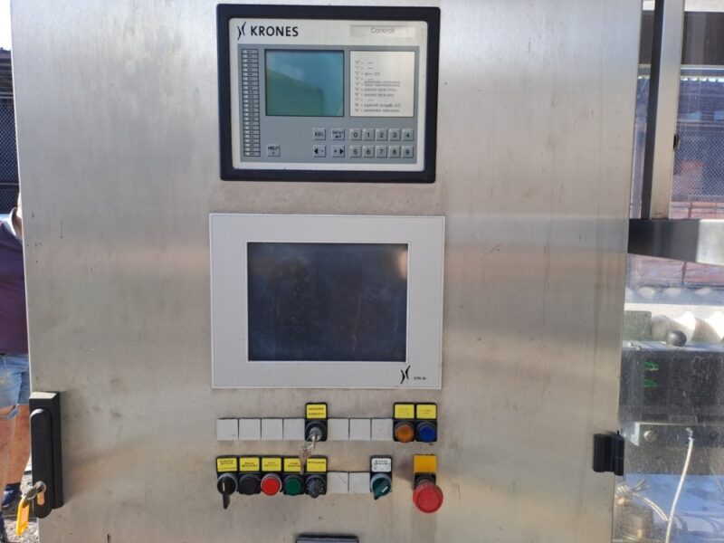 Kompletna linia do produkcji wody w butelkach PET 0,5 L / 1,5 L / 2,0 L