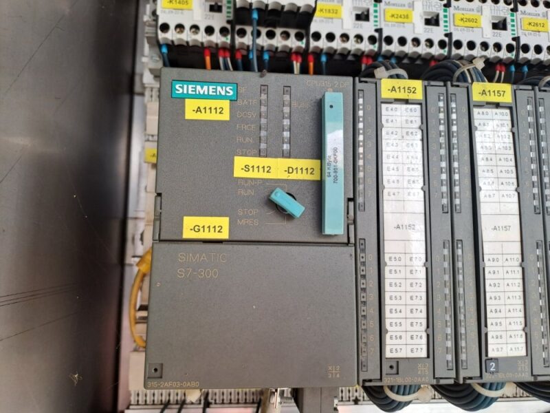 Kompletna linia do produkcji wody w butelkach PET 0,5 L / 1,5 L / 2,0 L