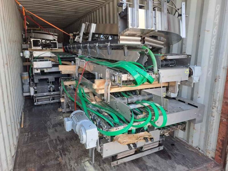 Kompletna linia do produkcji wody w butelkach PET 0,5 L / 1,5 L / 2,0 L