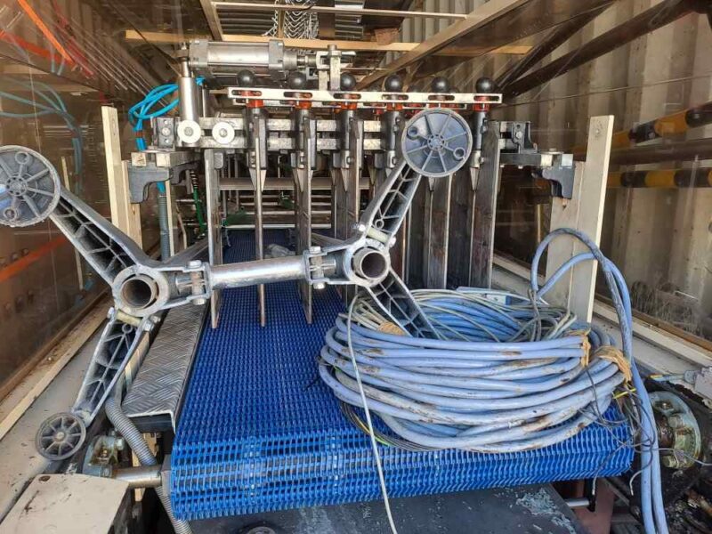 Kompletna linia do produkcji wody w butelkach PET 0,5 L / 1,5 L / 2,0 L