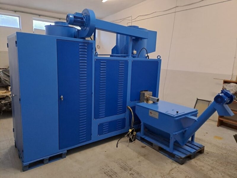 Młyn do recyklingu tworzyw sztucznych REG-MAC 75 kW granulator 1850 kg