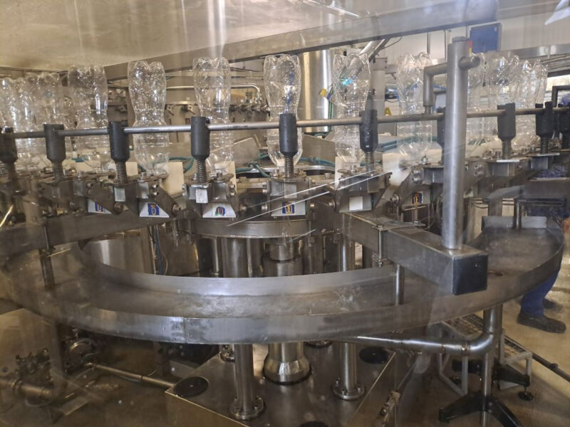 Triblock AQUAFILL 40/60/12 – maszyna rozlewnicza do wody mineralnej i napojów gazowanych PET