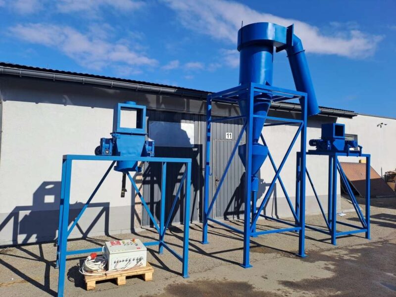 Rozdrabniacz palcowy z przesiewaczem ARKAMA RP – 9 kW
