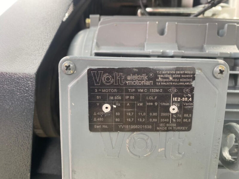 Kompresor śrubowy FILO FVK 11C – 11 kW, 10 bar z osuszaczem