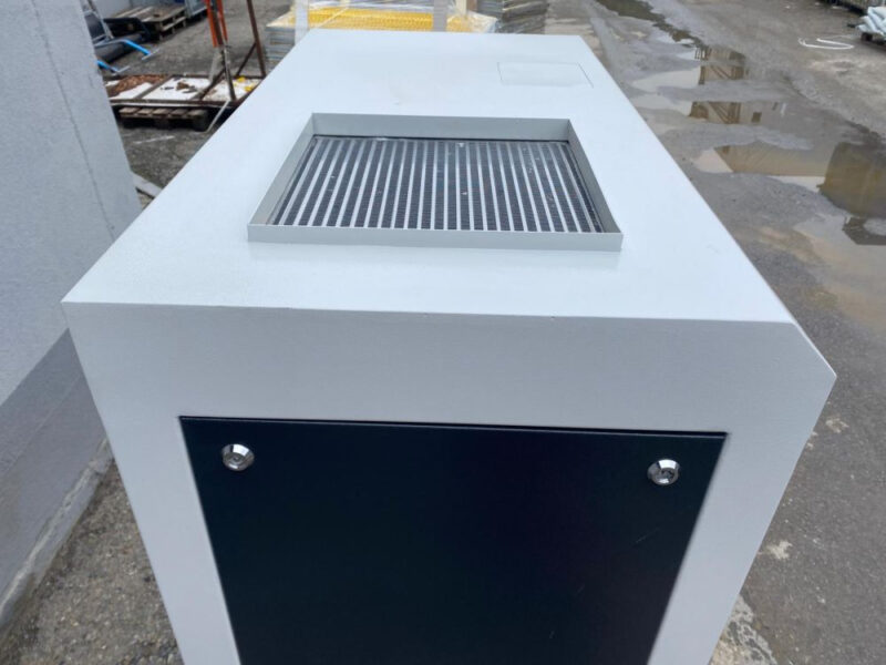 Kompresor śrubowy FILO FVK 11C – 11 kW, 10 bar z osuszaczem