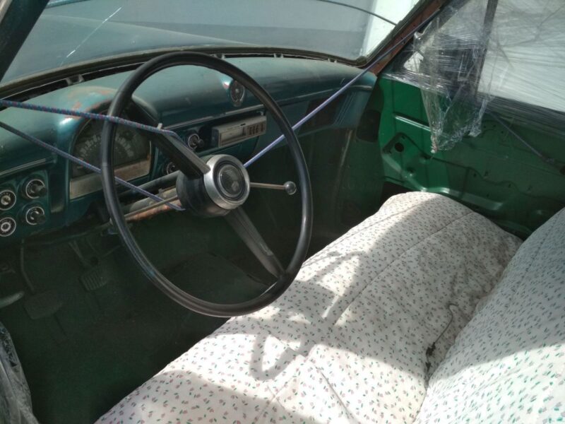 Ford Crestline 1952 – samochód zabytkowy